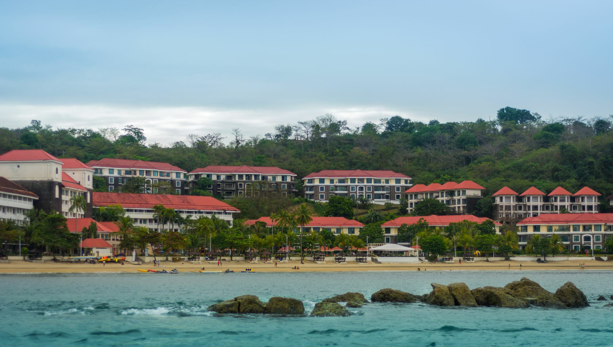 Canyon Cove Hotel And Spa Nasugbu Exteriör bild